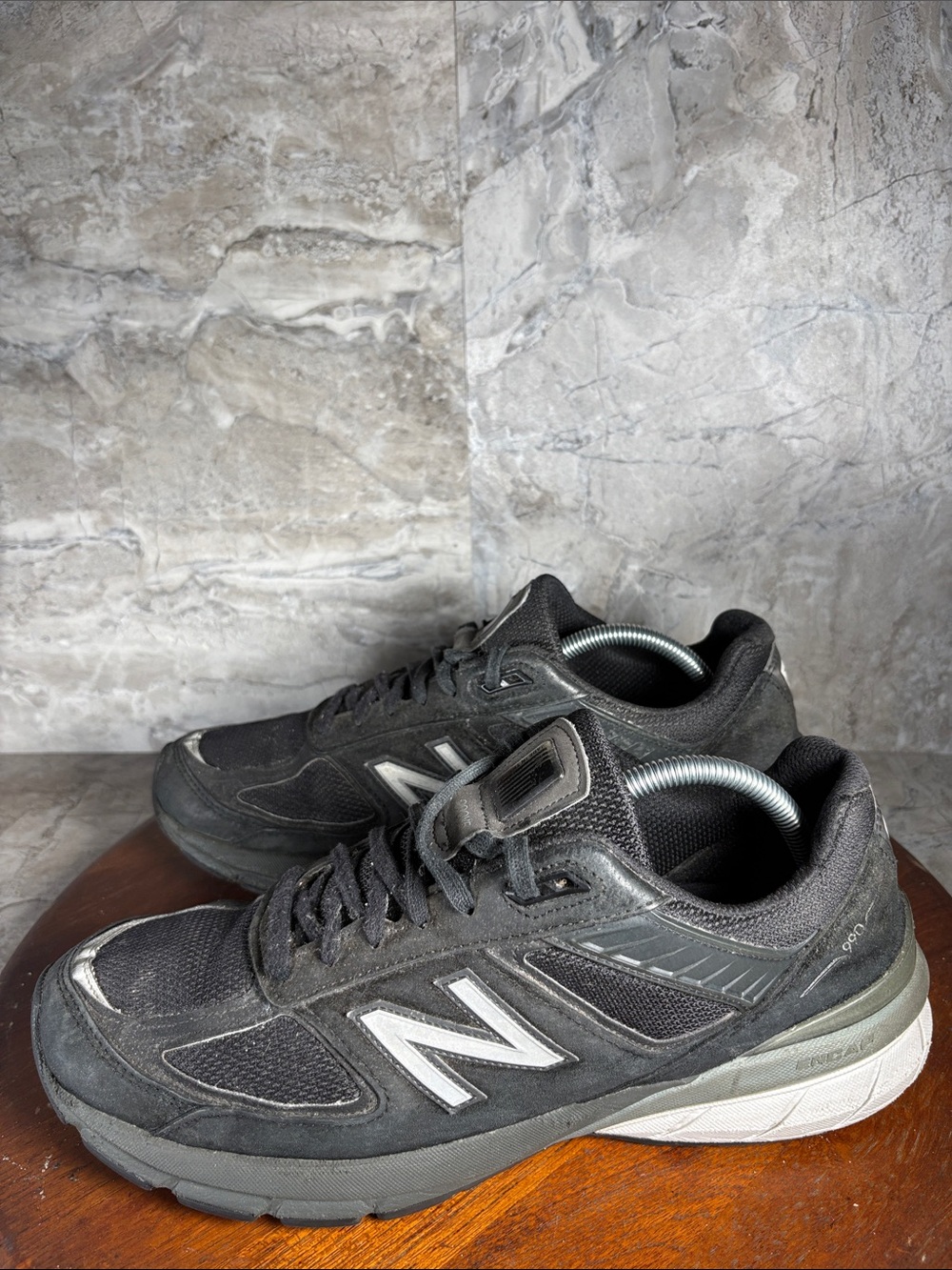 New Balance 990v5 Men's Size 11.5 Made in USA Black Running Shoes